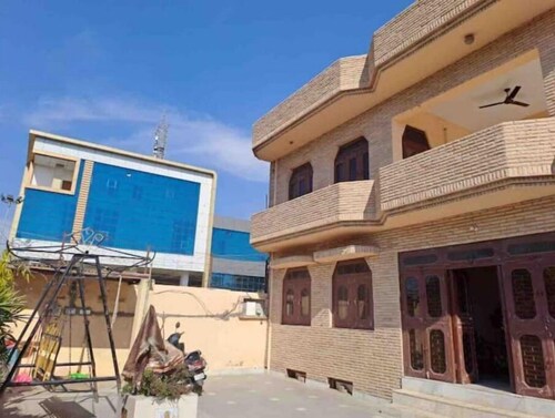 Yogi Villa- Home Away from Home(2 rooms set)