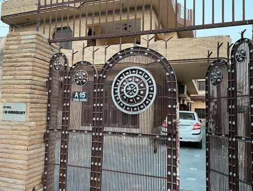 Yogi Villa- Home Away from Home(2 rooms set)