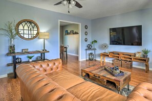 Smart TV, fireplace, books, stereo - Charming family and pet friendly home 15min from Chattanooga's best attractions! (Flintstone)