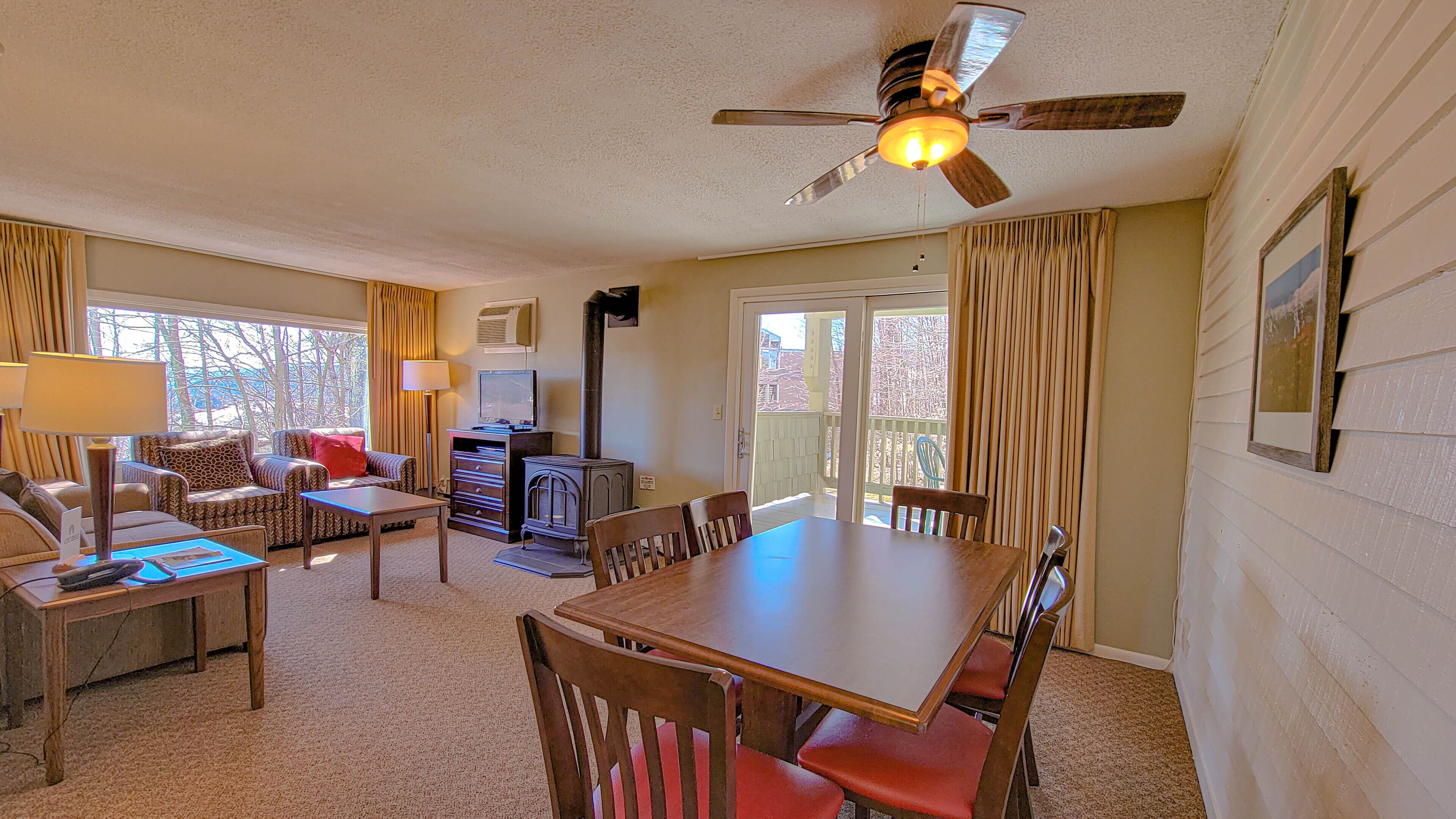 Stowe Ski Area Welcomes You