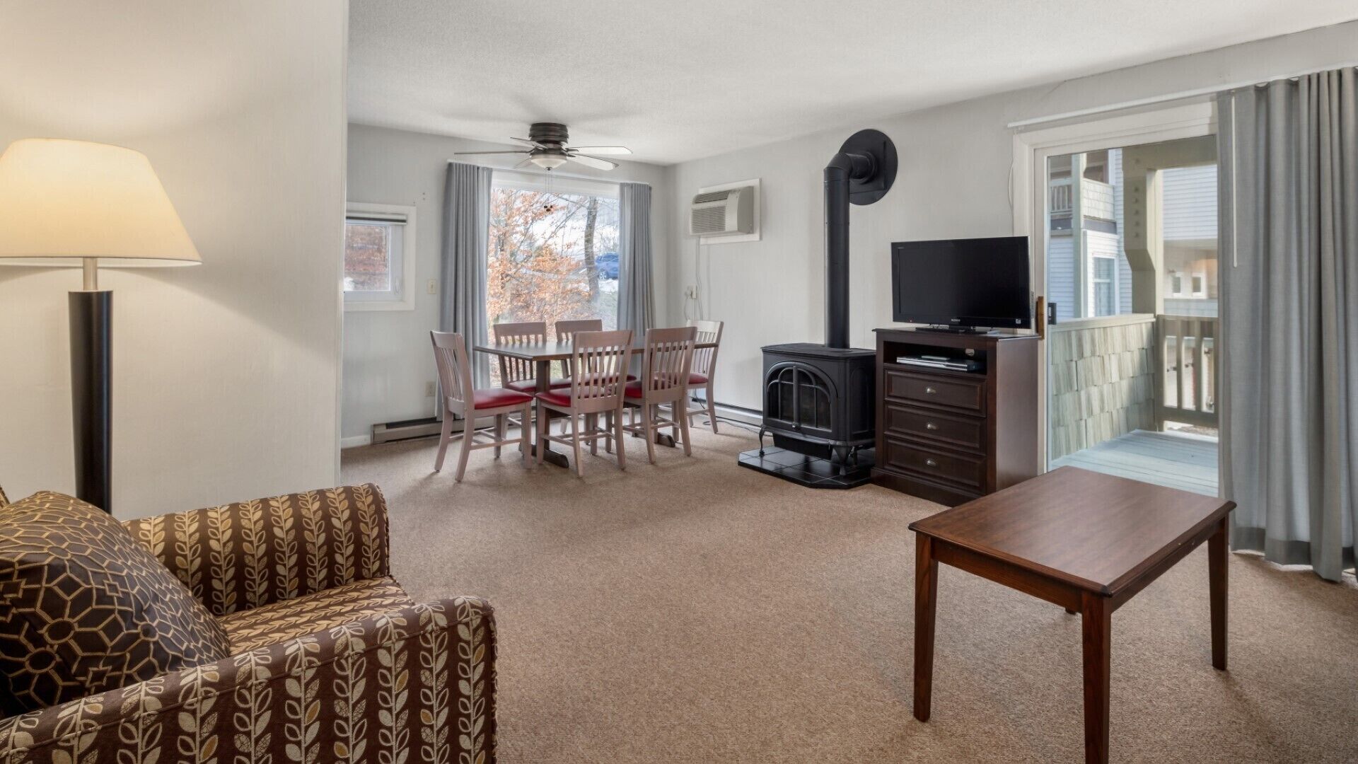 Stowe Condo walking distance to Stowe Village