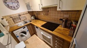 Fridge, oven, dishwasher, electric kettle