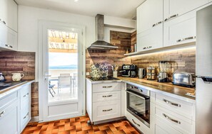 Kühlschrank, Ofen, Herdplatte, Geschirrspüler