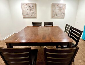 Dining - The Simple Dwelling Place (Sulphur)