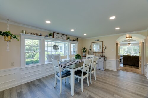 'The Windmill House' w/ Pond: 9 Mi to Dayton!