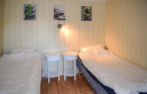 2 bedrooms