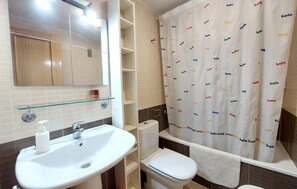 Bathroom - Cozy apartment in Playa de Moncofa (Playa de Moncofa)
