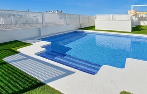 Pool - Gorgeous apartment in Playa de Moncofa (Playa de Moncofa)