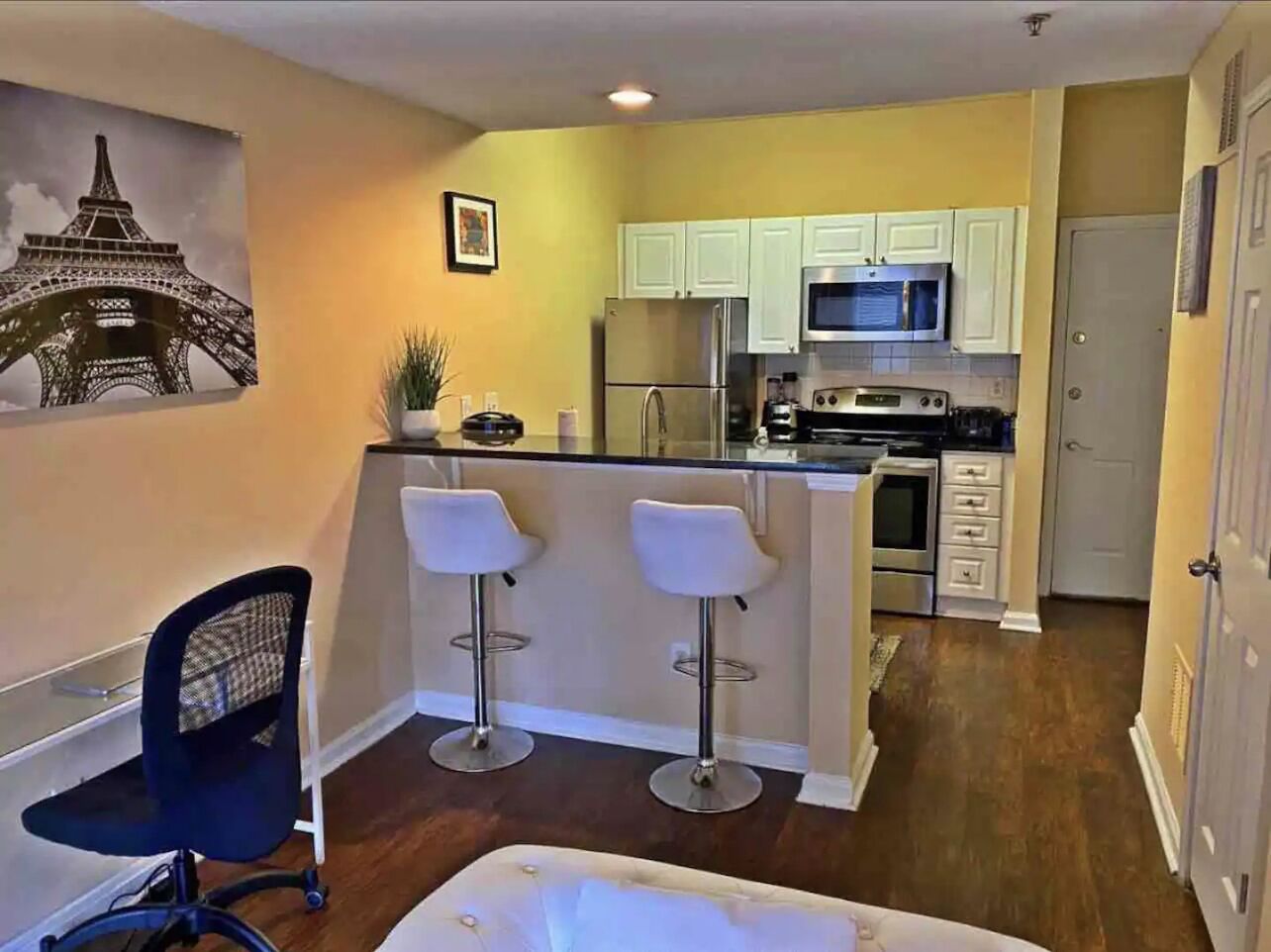 Gated Apartment in Atlanta near perimeter mall