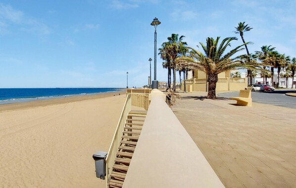 Strand