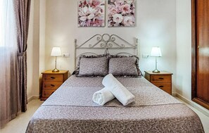 2 chambres, Wi-Fi gratuit, draps fournis