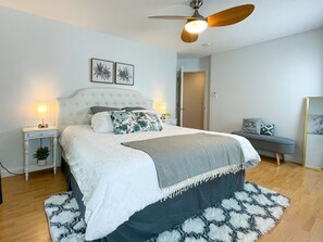 4 عدّة غرف نوم ومكتب وواي فاي مجانًا وملاءات أسرّة