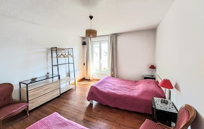 2 slaapkamers, reisbedje, gratis wifi