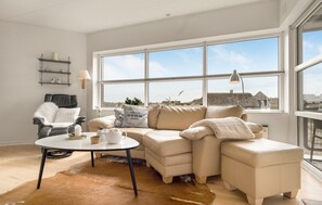 Smart TV, DVD player, stereo - 2 bedroom nice apartment in Fanø (Fanø)