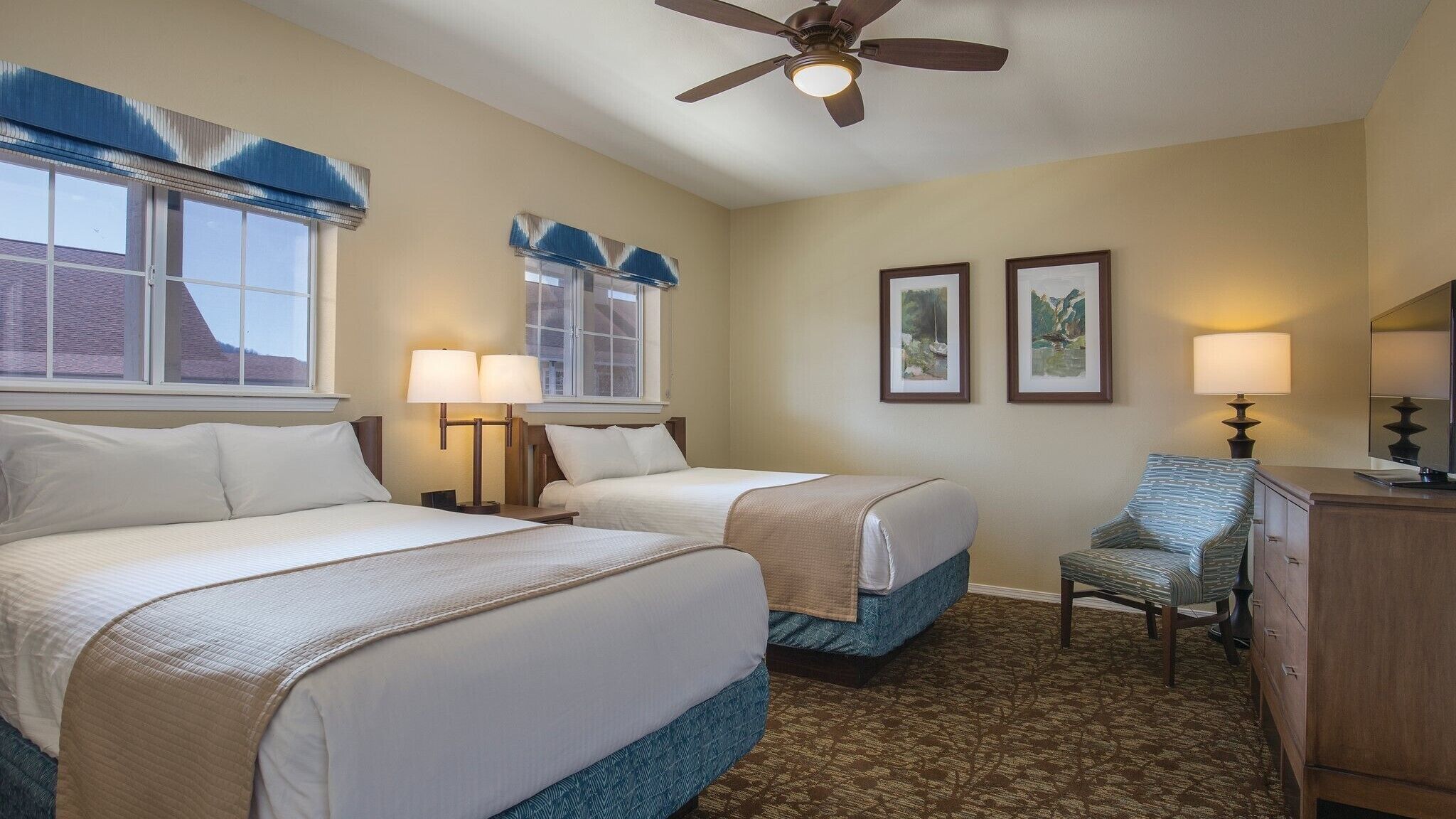 2BD/Branson - w/Pools, Barbecue, Gym!