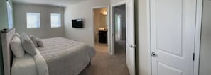 5 quartos, ferros/tábuas de passar roupa, Wi-Fi, roupa de cama