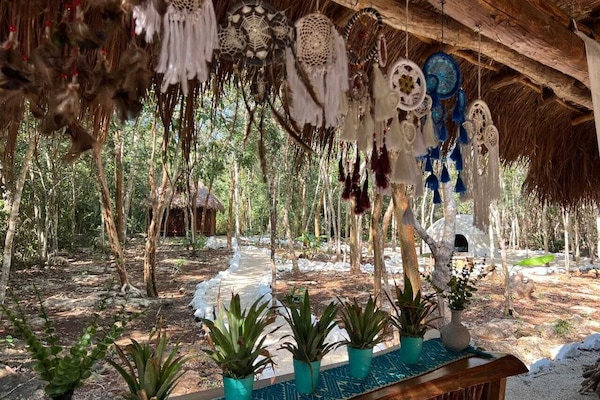 Hediyelik eşya dükkânı