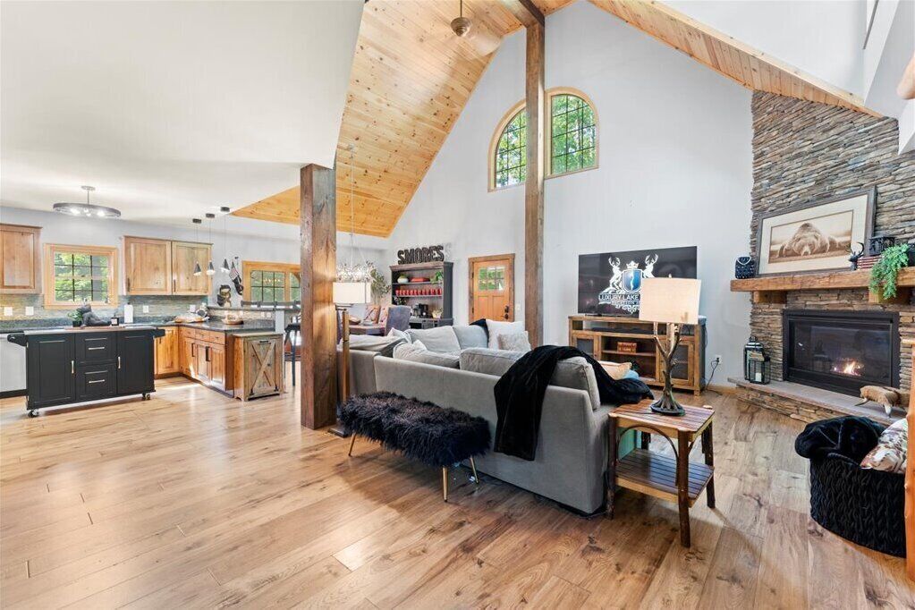 Bolton Bear House- Fall Special 50% off a 3rd night