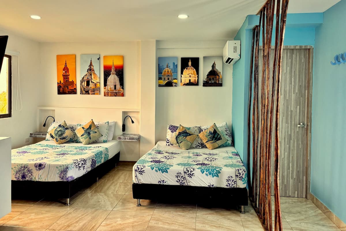 Suite estudio junior | Escritorio, insonorización, tabla de planchar con plancha y wifi gratis