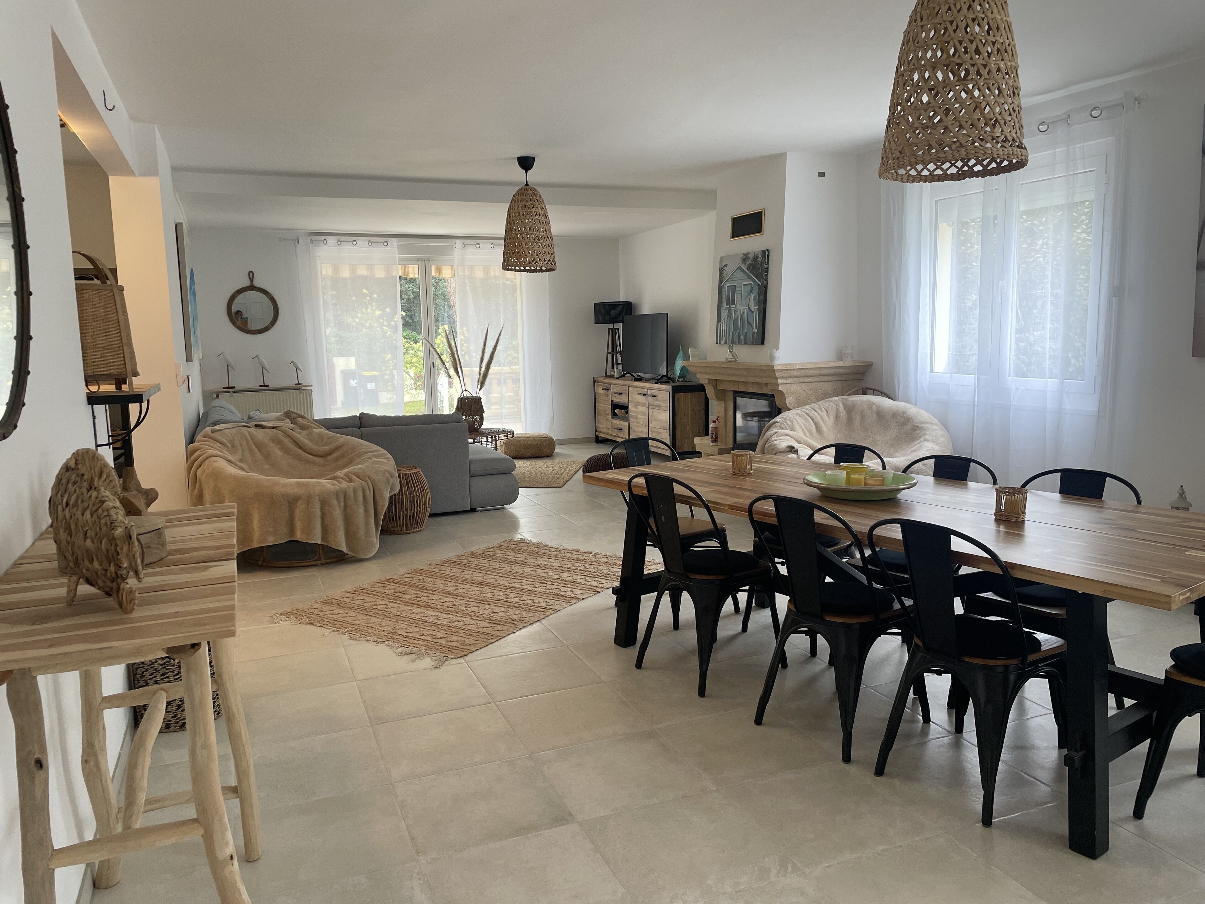 House in a quiet residential area 12 minutes walk from the beach