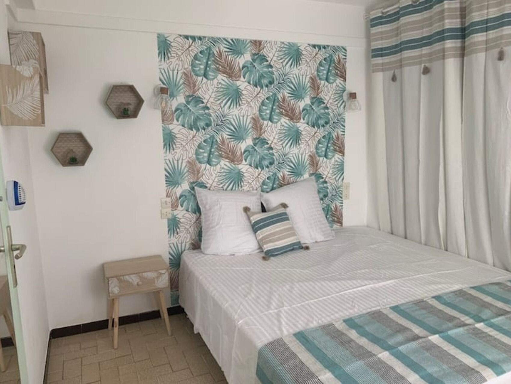 Pretty T2 ground floor whole house with independent garden