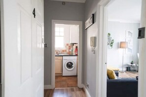 Interior - Flat in Bournemouth (Bournemouth)