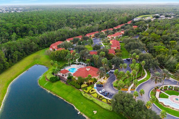 Exterior - Magical Themed 7BR 10 mins to Disney 🌴 Theater, Pool, Spa + Resort Amenities! (Kissimmee)