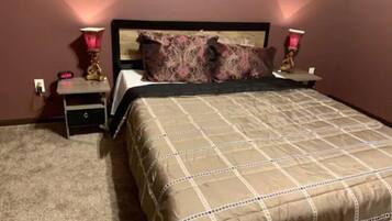 2 bedrooms, iron/ironing board, free WiFi, bed sheets