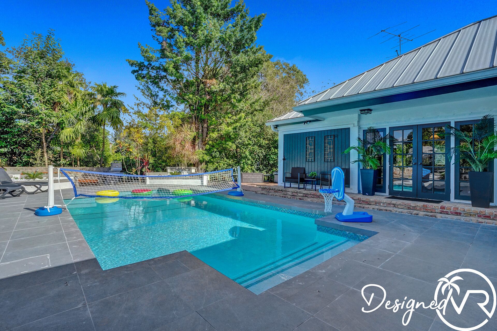 8BR Gem With Pool, Lake View & Tons of Amenities!