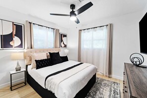 7 bedrooms, laptop workspace, iron/ironing board, free cots/infant beds