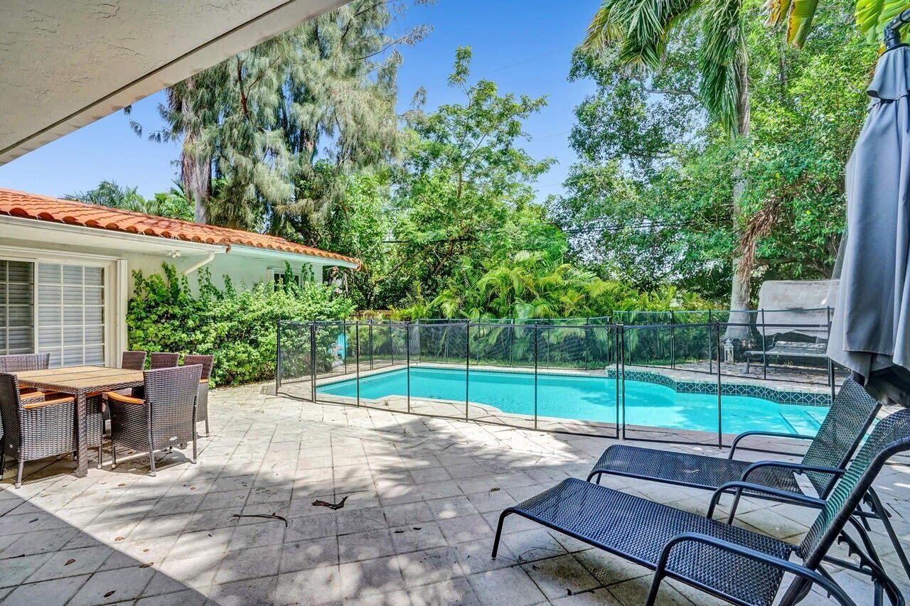 Hidden Miami Gem w/ Pool, BBQ & Minutes to Beach!