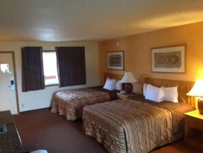 1 多间卧室、WiFi