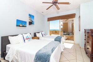 2 bedrooms, iron/ironing board, Internet, bed sheets - WHALE of a DEAL! Condo at Bella Sirena (Puerto Peñasco)