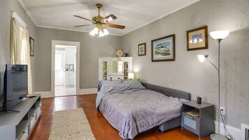 1 Schlafzimmer, Schreibtisch, WLAN, Bettwäsche