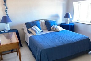 2 quartos, ferros/tábuas de passar roupa, acesso à internet