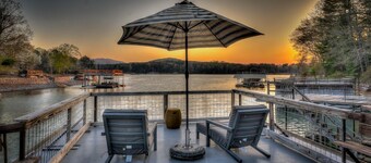 Lake Cove Oasis - Waterfront on Lake Blue Ridge | Private Yard and Dock | Pet Friendly