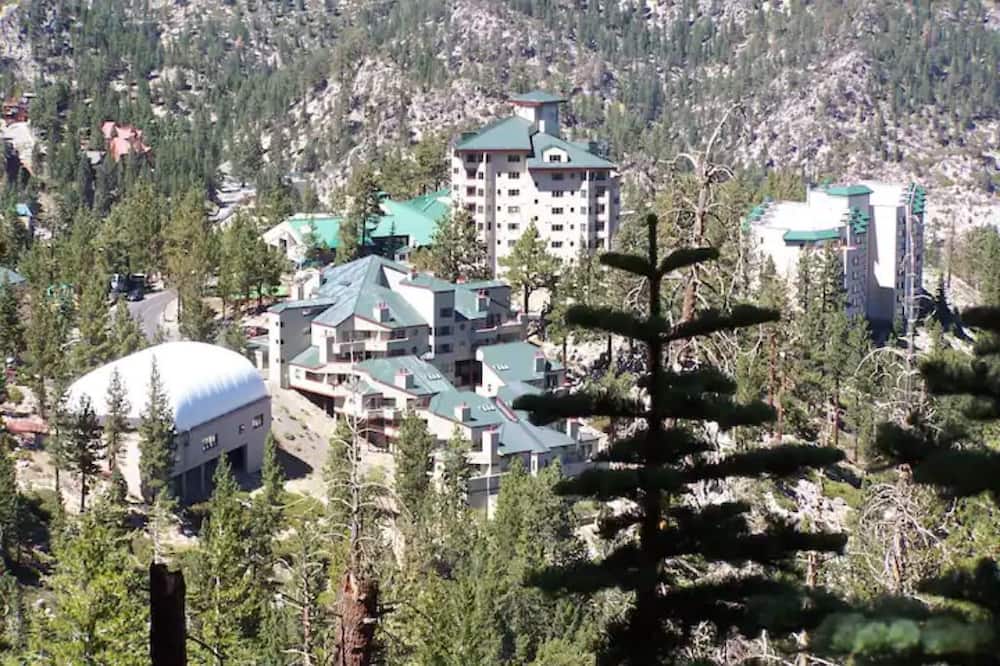 Ridge Tahoe Resort Cascade 2 master suites