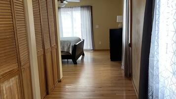 4 chambres, lit parapluie, Wi-Fi gratuit, draps fournis