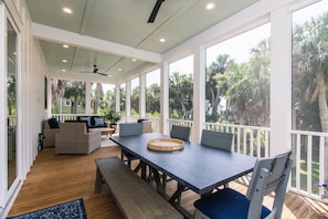 Outdoor dining