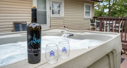 Historic Downtown Bungalow Near Branson Landing with Private Hot Tub & Free Tickets