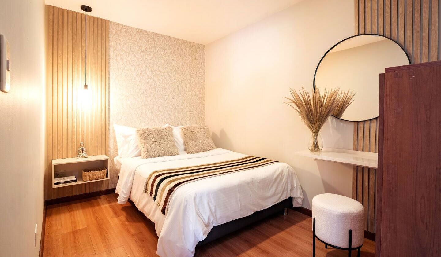 Dreamy duplex near the airport