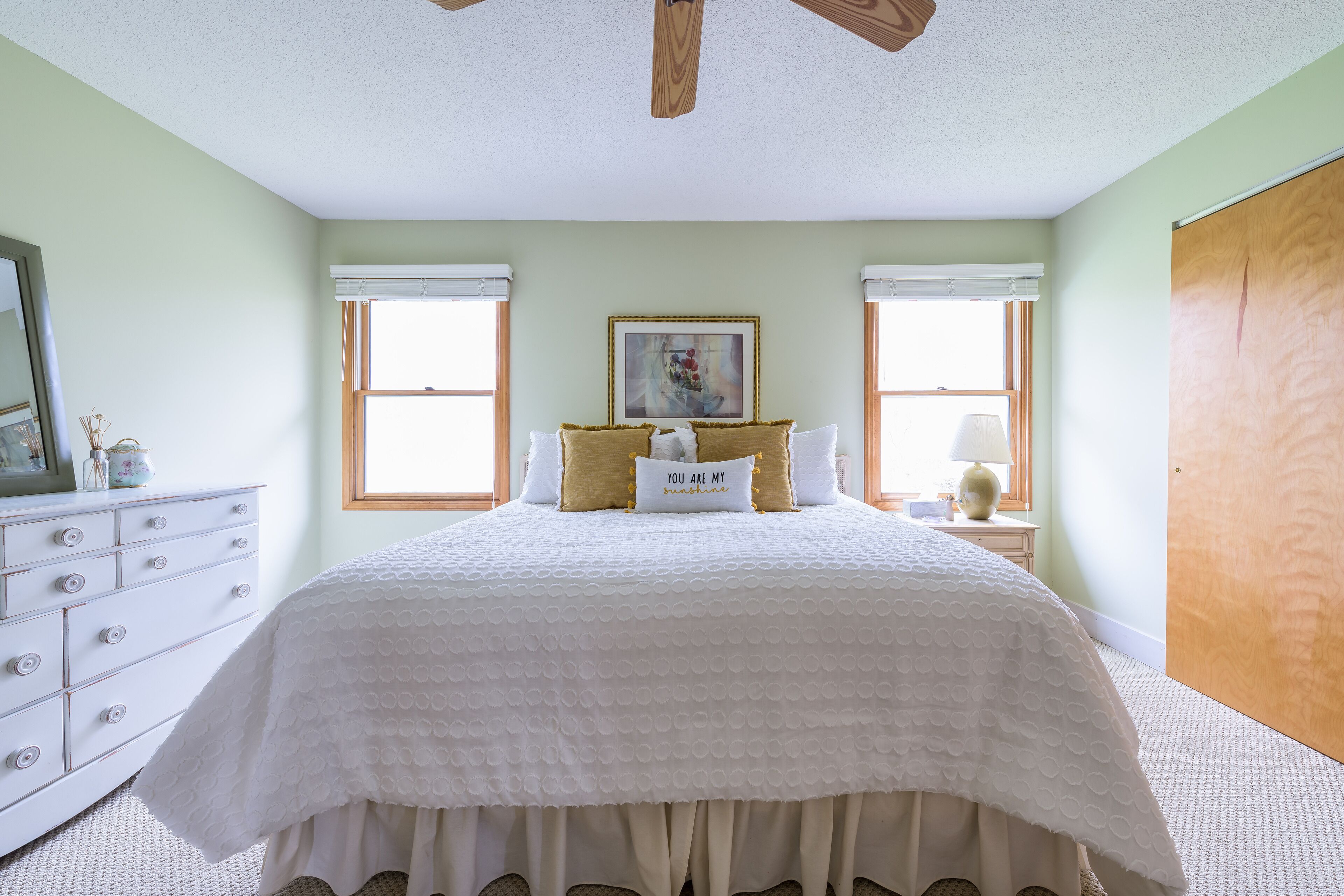 Fields of Fennville - Located on Lakeshore drive - pet friendly - not far from public beach access!