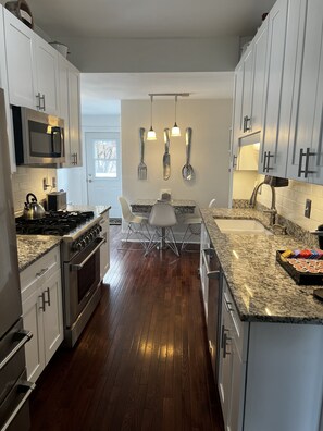 Microwave, oven, stovetop, dishwasher - Historic three-level home in the Highlands (Louisville)