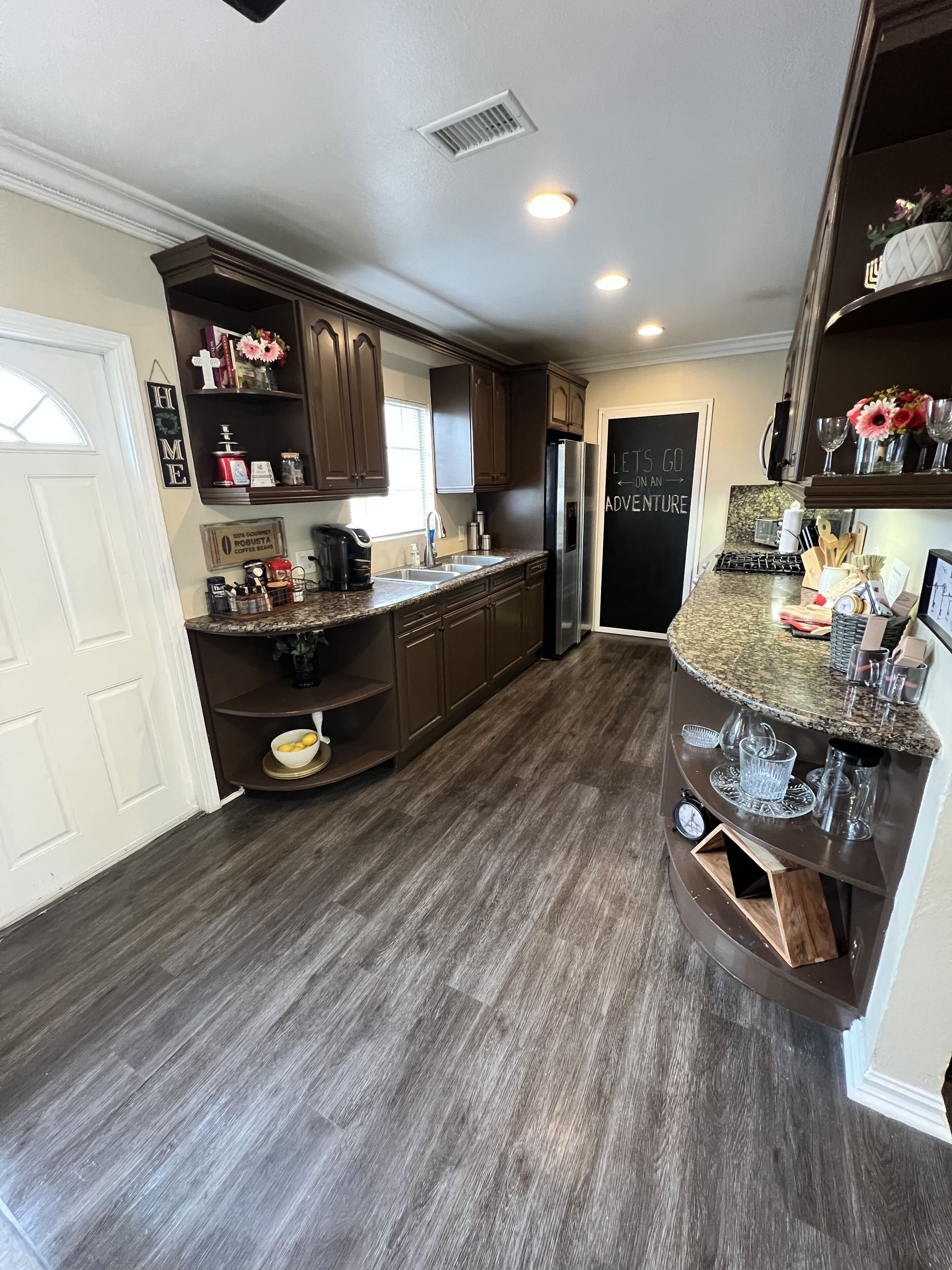 Gracious Living Comfy House 