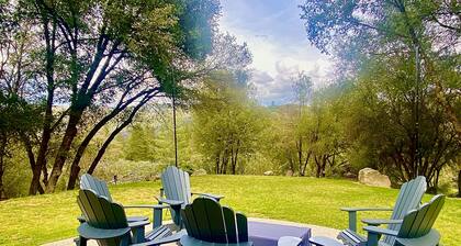 Private and Serene house with a Spa, near Yosemite & Bass Lake