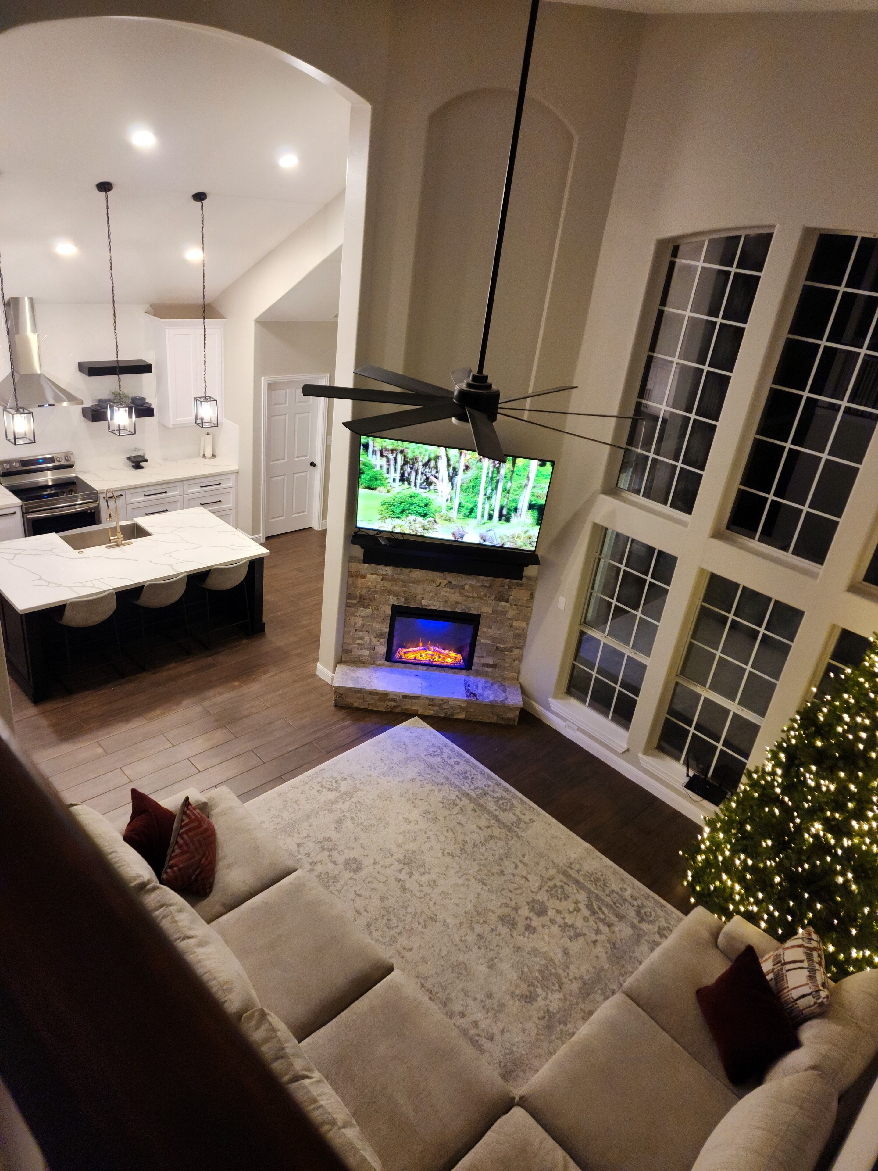 Sharyland Mansion!! <br>85 in Smart Tv<br>WOW!!