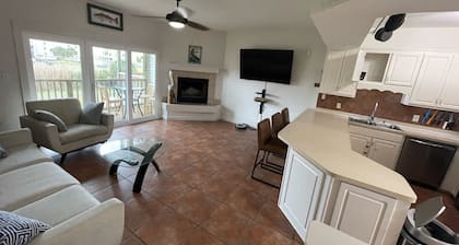 200 yds from beach! Garage now available for guest access!