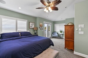 3 bedrooms, iron/ironing board, travel cot, free WiFi - Coastal Haven w/ Large Rooftop Deck & Beach Access 🏖️ (Oceano)