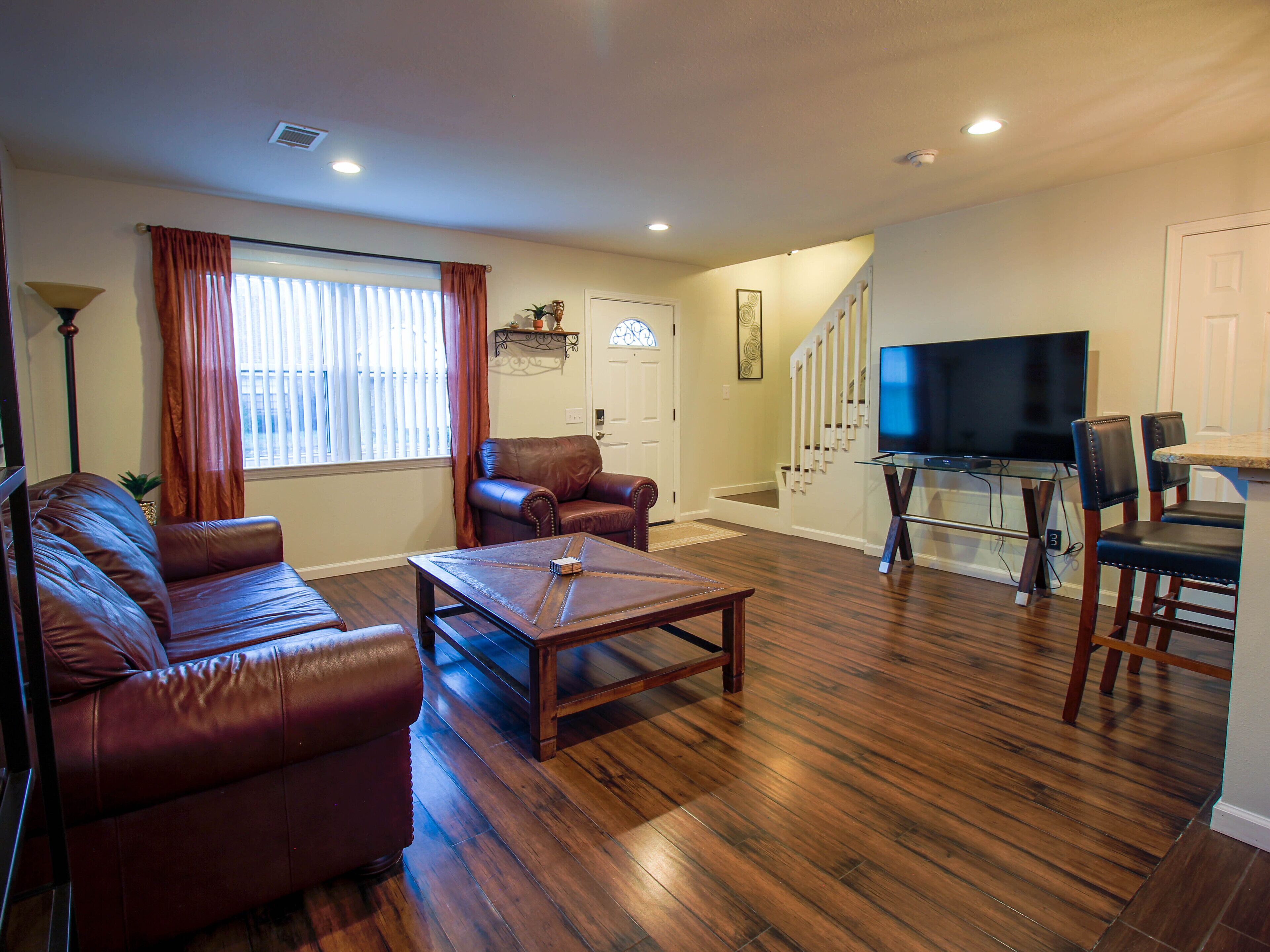 West Pensacola Townhouse 3-Bd 2.5 Ba