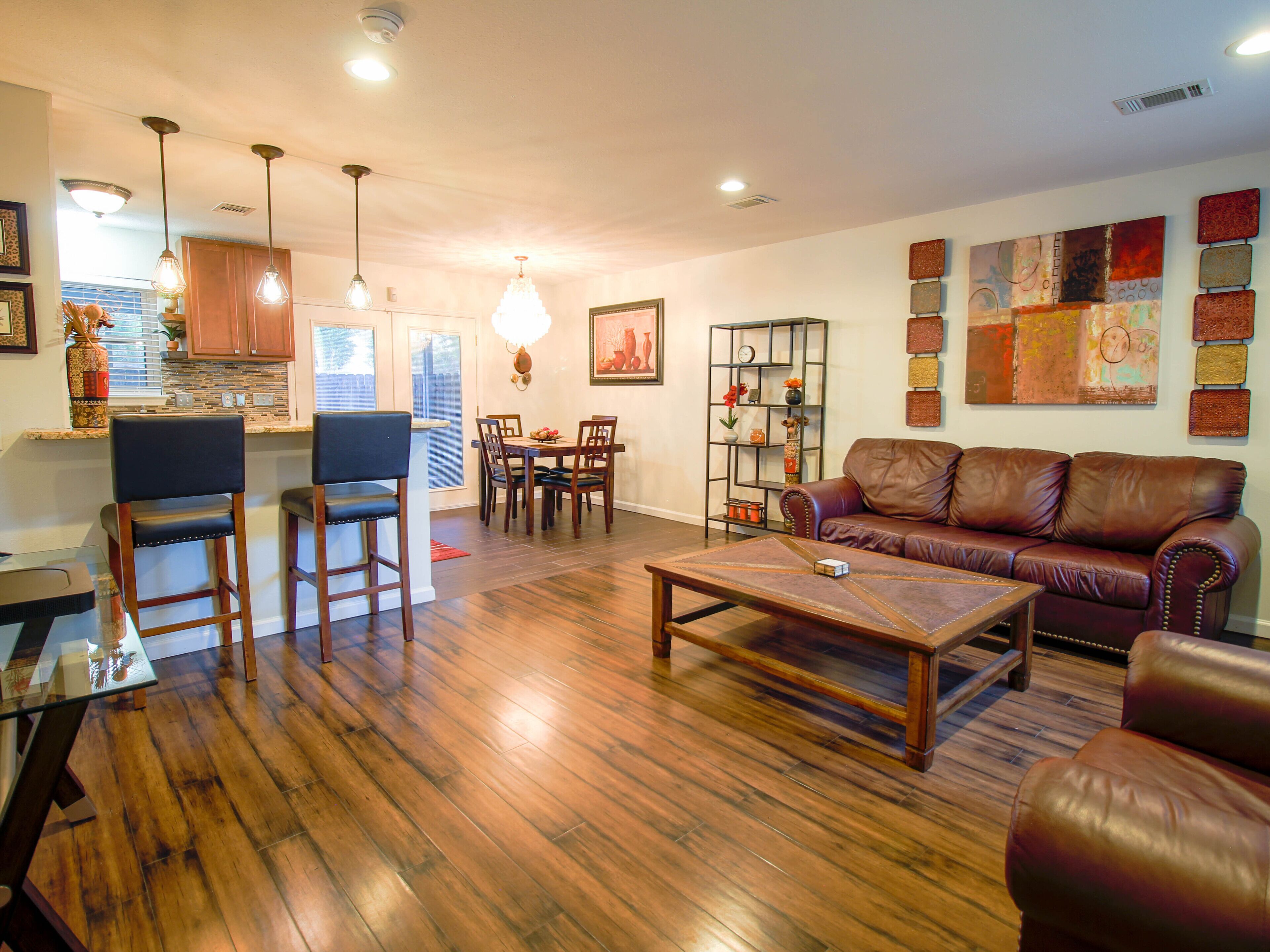 West Pensacola Townhouse 3-Bd 2.5 Ba